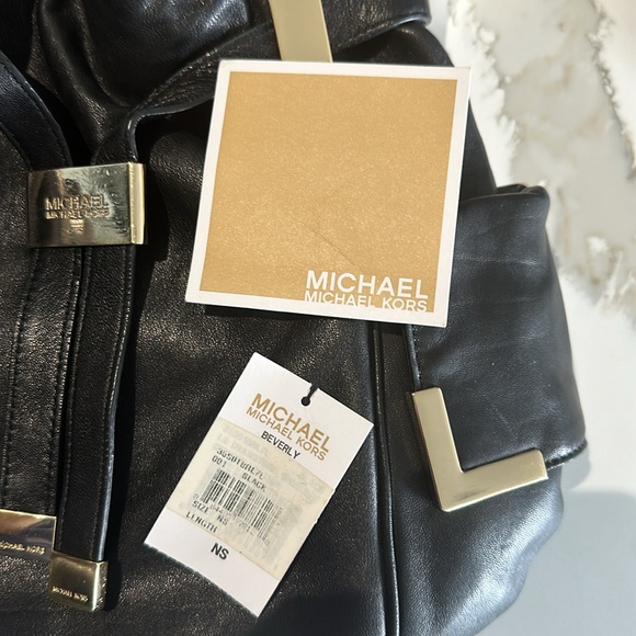 Michael Kors Large Soft Leather Drawstring Satchel, Black - Picture 8 of 8